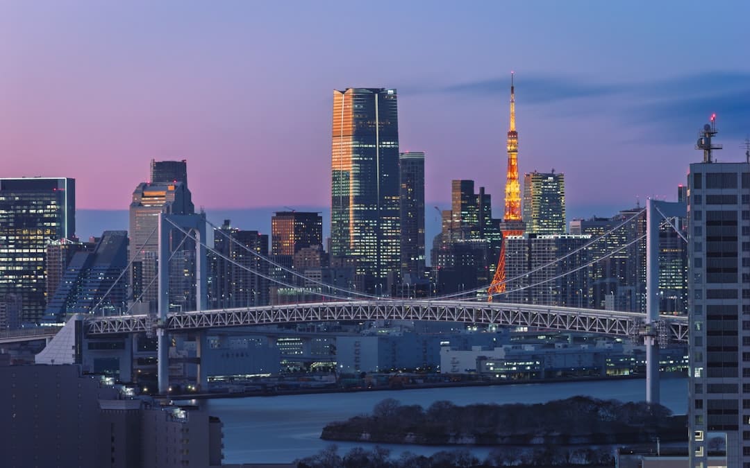 2025上半年广播电视服务业总收入超6884亿